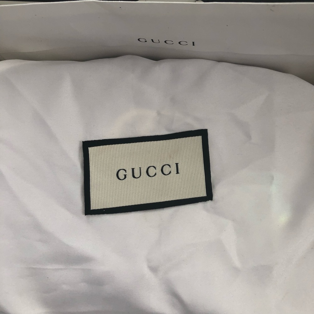 Gucci GG Marmont small matelasse shoulder bag - Picture 13 of 14